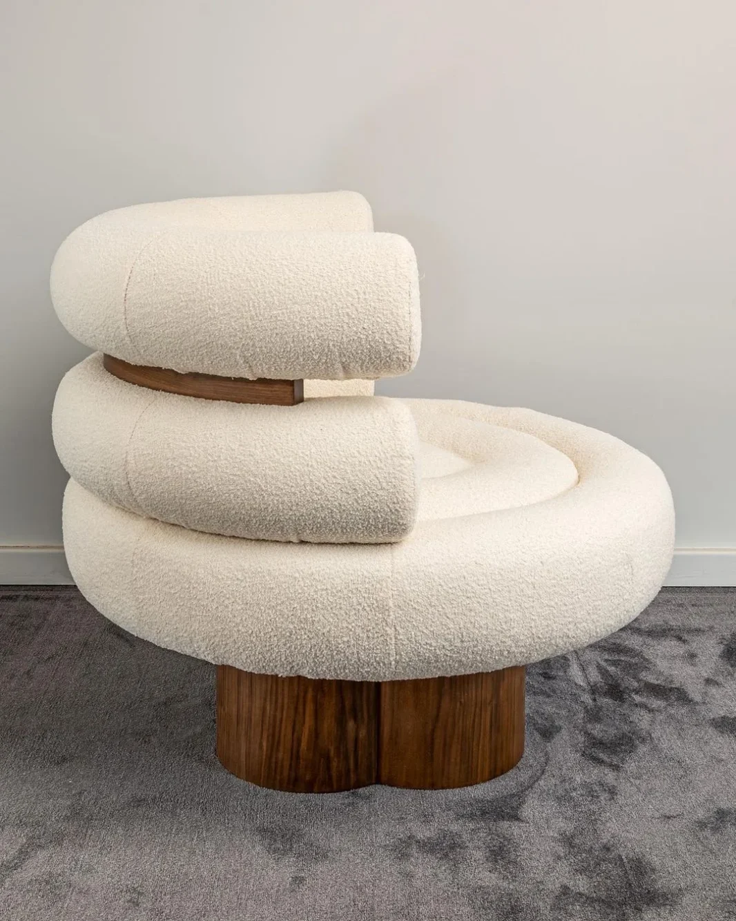 The LANA Accent Chair